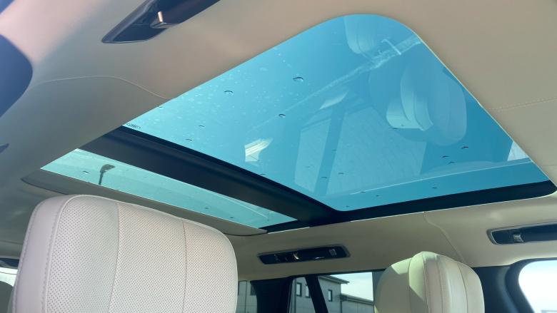 Land Rover Range Rover 4.4 P530 V8 First Edition 4dr Auto Petrol Estate